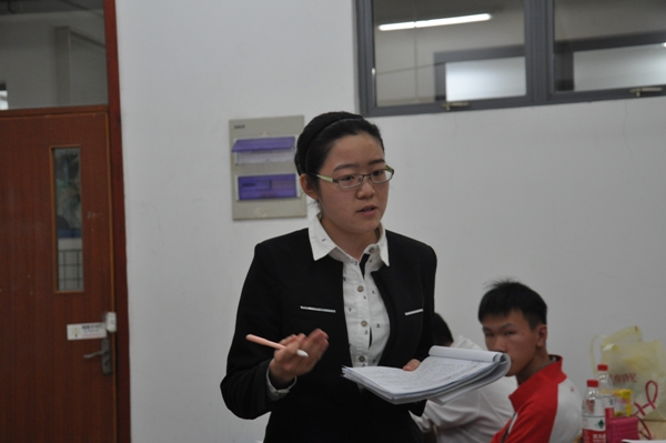 【学生活动】群雄舌战展雄风，针锋相对辩天下