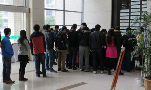 【学生活动】我院举办秀出移液水平 挑战移液精度—— 第二届艾弗森贝博ballbet官网“移液达人挑战赛”
