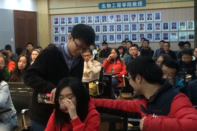 葡萄酒讲座，学生惊呼“别人家的讲座”