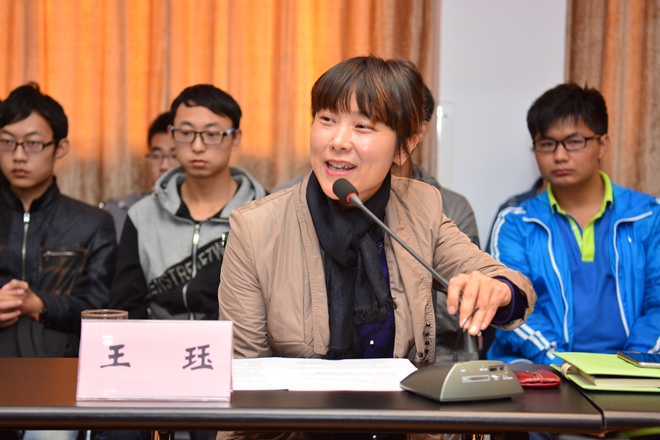 与信仰对话——我院举行全国道德模范洪战辉座谈会